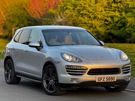 PORSCHE CAYENNE 3.0 TD V6