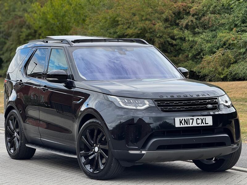 LAND ROVER DISCOVERY 3.0 TD V6 First Edition