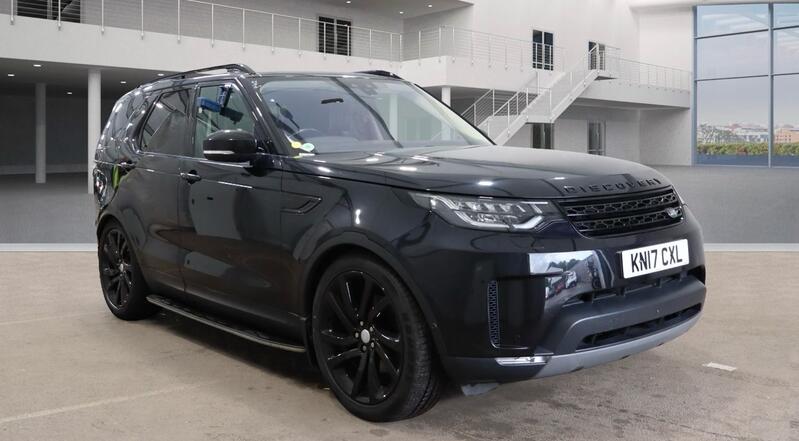 LAND ROVER DISCOVERY 3.0 TD V6 First Edition